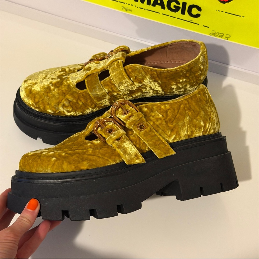 Circus by Sam Edelman Chunky Velvet Platform Maryjanes in Mustard Yellow